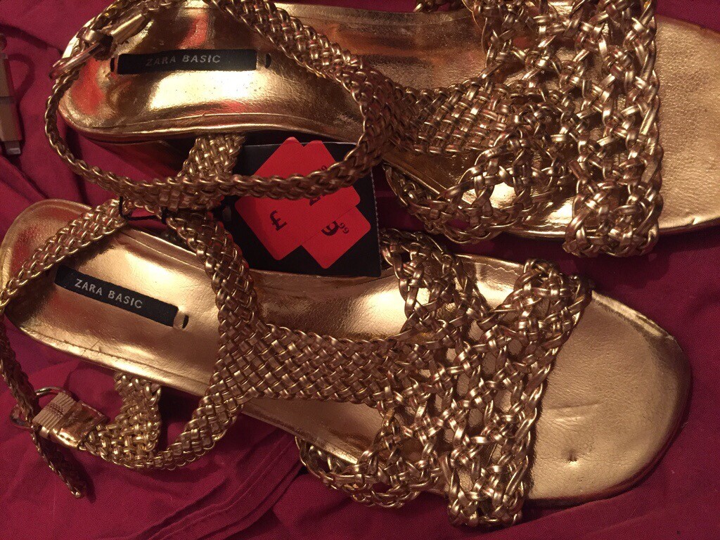 gold sandals size 4